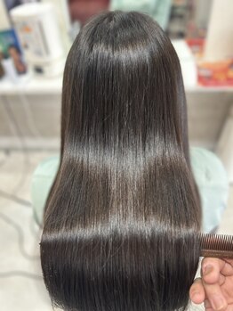 ムーブ ル リアン(MOOB Le Lien)の写真/【別府駅徒歩3分/最新トレンド×高技術の大人気店】髪の水分と油分バランスを整えて芯から美しい髪に♪