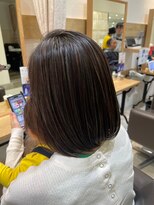 ステラバイケンジ(STELLA by KENJE)&nbsp;脱白髪染めハイライト/白髪ぼかし藤沢/髪質改善ヘッドスパカット