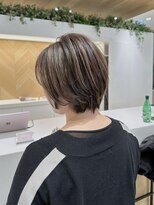 ステアケース 武蔵小杉店(stair:case)&nbsp;デザインだけじゃない白髪もぼかせるお得なハイライト