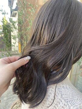 ミリ 奈良店(mm) オリーブ/グレージュ/近鉄奈良/奈良/学割/学生/透明感カラー