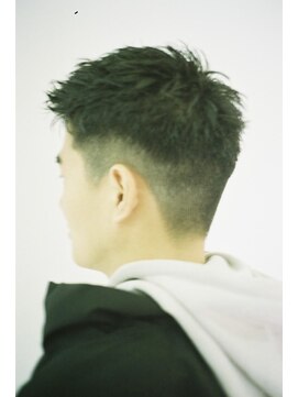 ヘアーコンセプト アイアイオ(HAIR CONCEPT iio) メンズショート