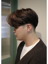 アパートメント オブ ソロン(The Apartment of Solon)&nbsp;刈り上げセンターパート