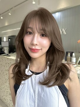 オニキス(ONYX) T42くびれヘアレイヤーカットブリーチなし透明感ミディアム