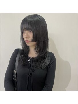 ニコ シモノセキ(NIKO Shimonoseki) 【NIKO】 レイヤーカット／ウルフカット/ロングウルフ/姫カット