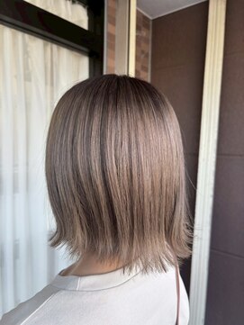 アミリー ひたち野うしく店(Amily) ハイライトバレイヤージュダブルカラーケアブリーチ20代30代