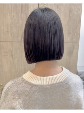 ミレ バイ ルカ(mire by Luca) "髪質改善"地毛風ストレート×"mini bob"