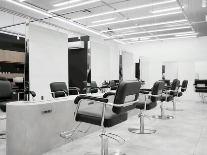 ラヴィズムバイフィフス 長岡古正寺店 長岡駅(LUVISM by fifth)の写真