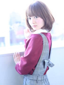 リリークラウン(Lily Crown) かわいい肩ボブ