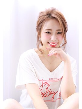 エフ 心斎橋(F a firm faith) ミルクティーピンク/ヘルシースタイル/大人ポニースタイル