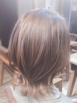 リノ 船橋(Lino) 【小顔見せ】ウルフボブ