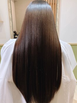 サン(San)の写真/【業界最高峰メテオストレート】で髪質改善♪まっすぐ過ぎない自然なストレートヘアを実現―＊