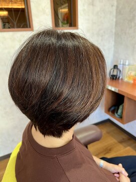 グッティー(gooty) ショートボブ