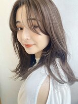 顔まわりカットフェイスレイヤー後れ毛カットミディアムレイヤー