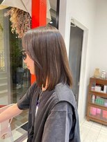 テンバイシオミエイチ(10 by shiomi H)&nbsp;ツヤ髪シンプルストレート