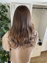 グリーンルームセカンド 結城店(GREEN ROOM. 2nd)&nbsp;ブリーチ履歴ありの退色をいかした透明感カラー×ベージュ