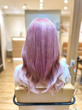 アロマヘアルーム 横浜店(AROMA hair room) ホワイトピンク/ブリーチ/横浜/横浜西口