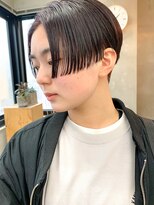 テトヘアー(teto hair) 刈り上げ、センターパート、ハンサムショート、ラベンダー