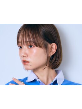 一人ひとりの骨格、生え癖に合わせたカットは、自然な立体感で洗練されたラインを創り出す。[橋本/橋本駅]