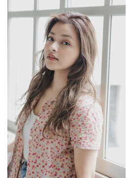 フィス(Fe's) バングエアリーカールシアーカラー前髪パーマ