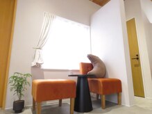 美容室ことの雰囲気（ご家族やお友達とご来店いただけます）