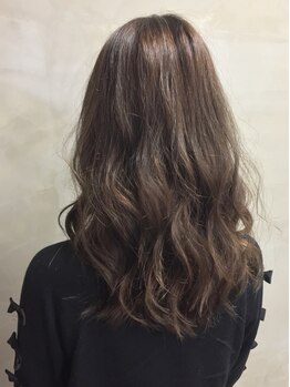 ユニヴァーロゴス(UNIVER logos)の写真/お悩みや要望をしっかりカウンセリングし、あなたに合ったスタイルに！魅力を最大限に引き出します♪