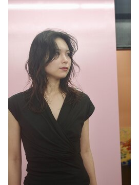 キジ(KIJI) ミディアムパーマ/レイヤー