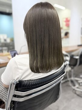 オウル(Owll) ＊透明感くすみベージュカラー＊