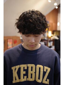 エディ(Edy) メンズ波巻きスパイラルパーママッシュ外国人風眉毛カット岡山