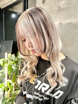 ソル ジングウマエ(SOL JINGUMAE) ホワイト×ブラウンローライト