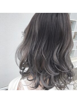 ブランシェ 小牧店(BRANCHE) ★グレーバレイヤージュ★