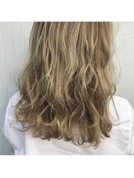 ジーシーエイト ヘアー(GC8 hair) ブランドベージュ