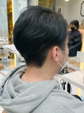 ロンドプランタン 恵比寿(Lond Printemps) 大人メンズヘア　流し前髪大人ぽさを♪ブルーブラックカラー