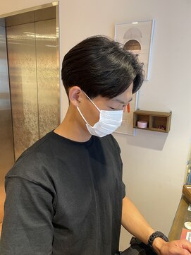 エクリ 麻布十番(equri) ニュアンスセンターパート