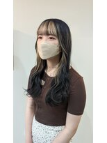 ララ(LALA)&nbsp;ブロンドインナーカラー×ブルーブラック