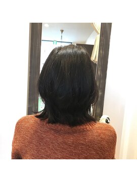 アリュール(Allure) ふんわり柔らかミディアムスタイル