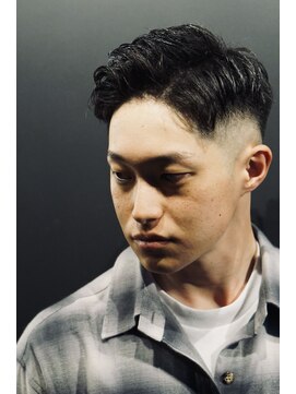 銀座 シノ 本店(shino) 【七三フェード】<理容室><理容室><理容室><理容室><理容室>