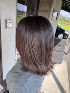 ジューシー(Beauty Consultant 10C) シャドールーツ