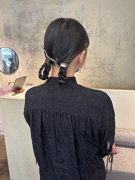 メク(meku) 三つ編みツインアレンジ＊お呼ばれヘア