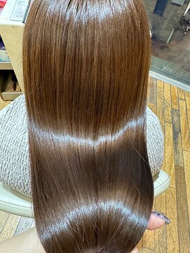 イーストハムヘッドショップ(EAST HAM head shop) ナチュラルなツヤ感を実現!髪質改善ストレート