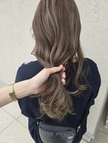 ゴットラトゥール(GOTTO LATOUR)&nbsp;ハイライト/グレージュ/ベージュ/アッシュ/ブリーチ/ロング