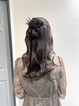 コバルト(Cobalt) お呼ばれヘアセットハーフアップカチモリ