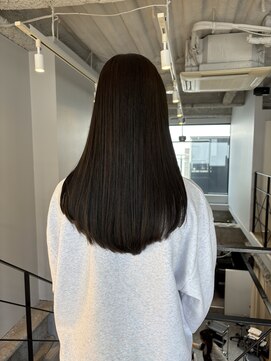 ヌープヘアーアイス(NUUP.hair ici) 小顔似合わせカットオリーブベージュ透明感艶感カラーレイヤー