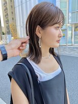 グーム(goom.)&nbsp;くびレイヤーエモージュ斜めバング小顔似合わせカットボブ