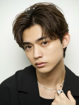 ルーシー 渋谷(LUCEY) センターパートフェザーパーマシャドウパーマメンズパーマ