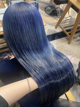 マーレ(MARLE./) 濃密ブルー×艶感ストレート