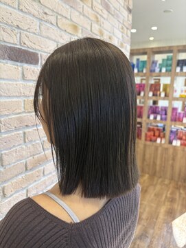 エ フュチュール(et Futur) グレージュカラー