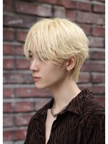 オーシャントーキョー 心斎橋(OCEAN TOKYO WEST)&nbsp;メンズヘアセンターパート毛流れブロンドカラー