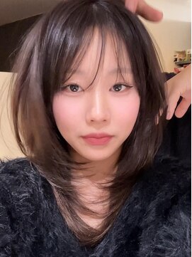 レイヤーカット韓国レイヤーミディアムレイヤー/岸本