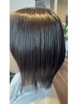 エスト(est.) プレミアム縮毛矯正×トリートメントMID