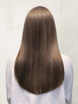 ライナス(Linus)&nbsp;透明感髪質改善カラー暖色カラー艶髪ストレートロング秋カラー